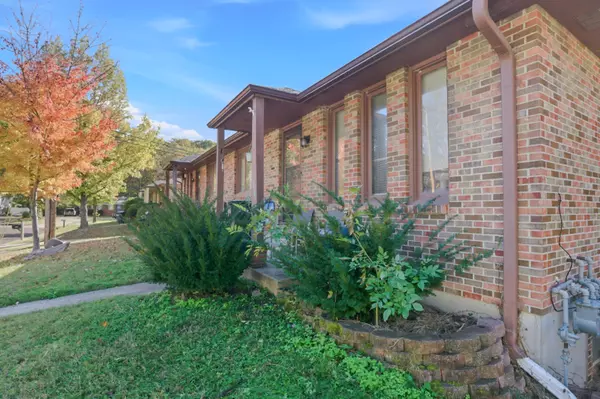 Columbia, MO 65203,1704 Oxford DR #A AND B