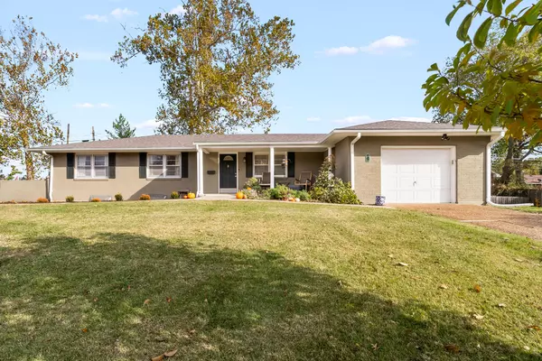 Columbia, MO 65203,4 Rockingham DR
