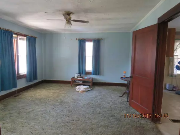 Rocky Top, TN 37769,130 Riggs LN