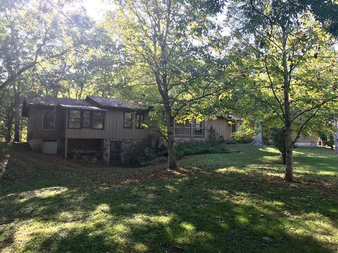 Maryville, TN 37803,2041 Chota Rd