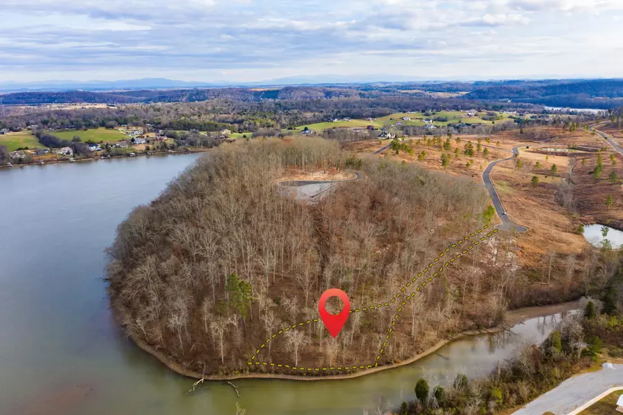 Twin Lakes DR, Loudon, TN 37774