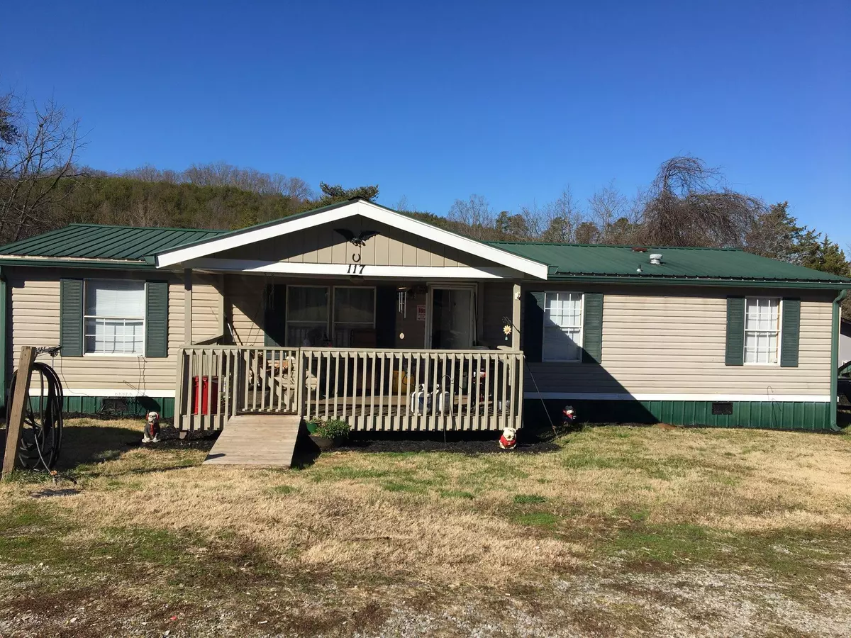 Tellico Plains, TN 37385,117 Smith St