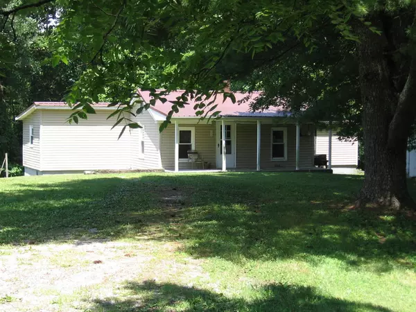 6785 Morgan County Hwy, Lancing, TN 37770