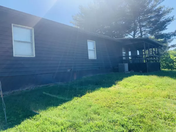 Tazewell, TN 37879,2356 Highway 25 E