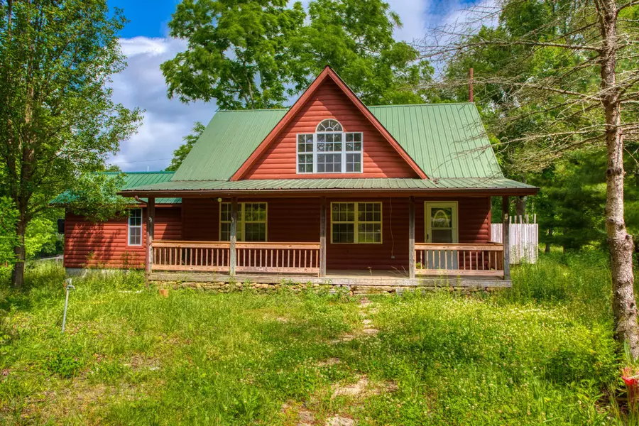 731 Fairgrounds Rd, Jamestown, TN 38556