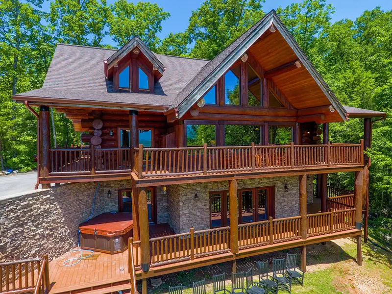 315 Whippoorwill Ridge Rd, Gatlinburg, TN 37738