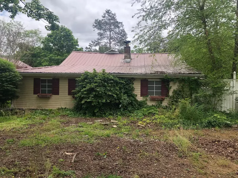 9146 Andersonville PIKE, Powell, TN 37849