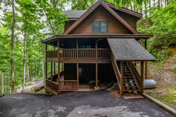 Gatlinburg, TN 37738,1170 Lower Alpine Way WAY