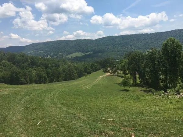 Tazewell, TN 37879,3415 Little Sycamore Rd