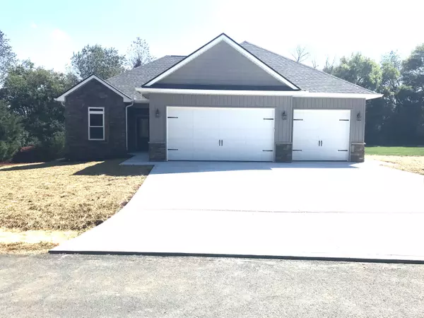 108 Itawa Trail, Vonore, TN 37885