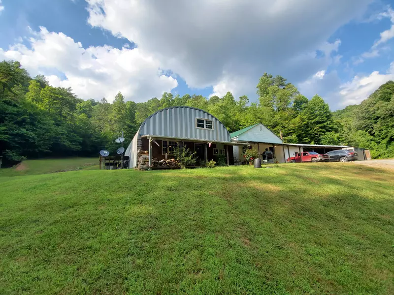 1073 Long Hollow Rd, Sneedville, TN 37869