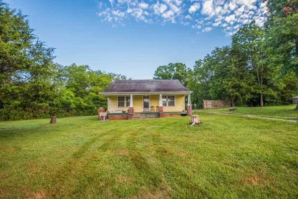 7905 Corryton Luttrell Rd, Corryton, TN 37721