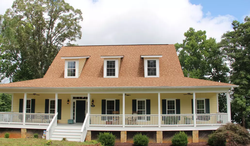 518 Maurice Rd, Sevierville, TN 37876