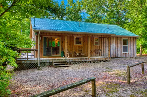 274 Coon Hunter Lodge Rd, Jamestown, TN 38556