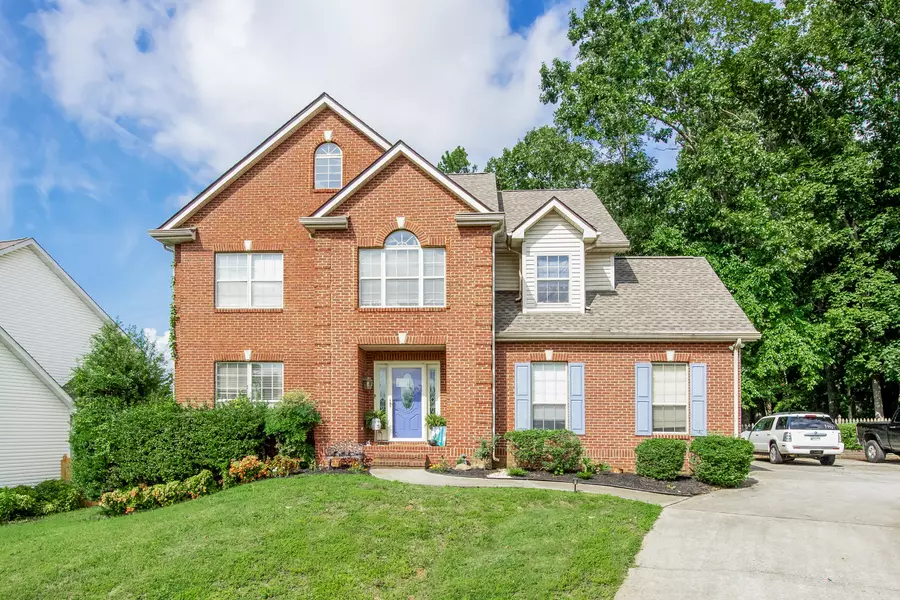 1417 Wineberry Rd, Powell, TN 37849