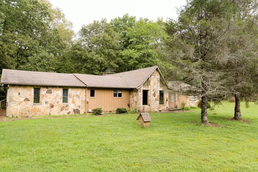 263 County Road 709, Riceville, TN 37370