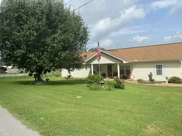 Tazewell, TN 37879,808 Coleman Rd