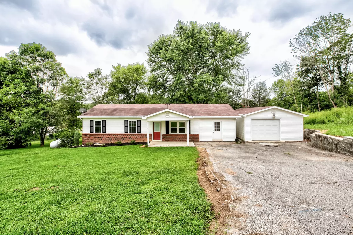 Lafollette, TN 37766,183 Clover St