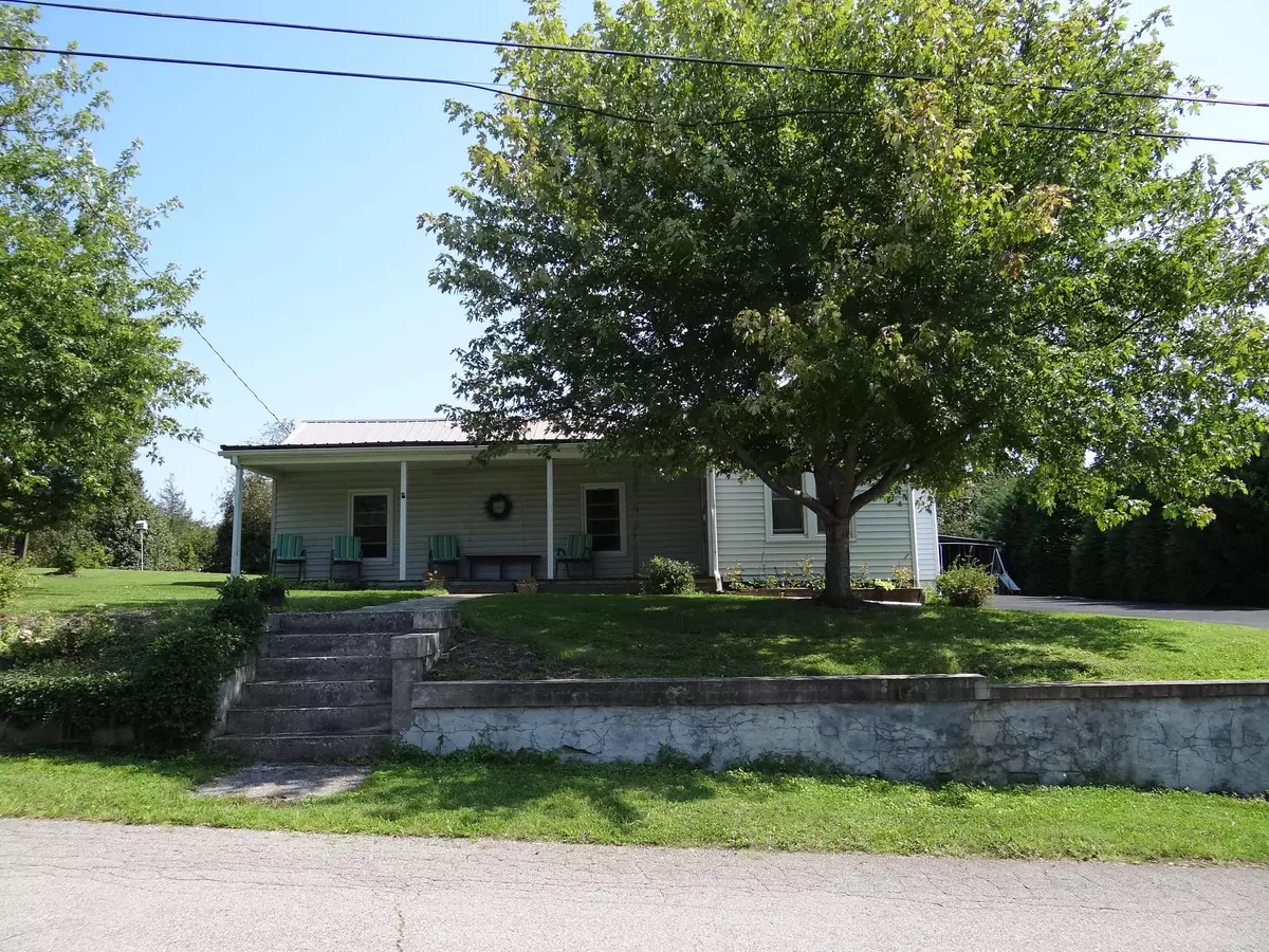 Monterey, TN 38574,612 Poplar St