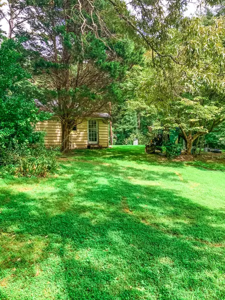 131 Church Camp Rd, Tellico Plains, TN 37385