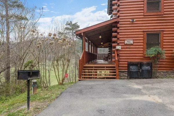 Sevierville, TN 37876,2907 Drue Fox WAY