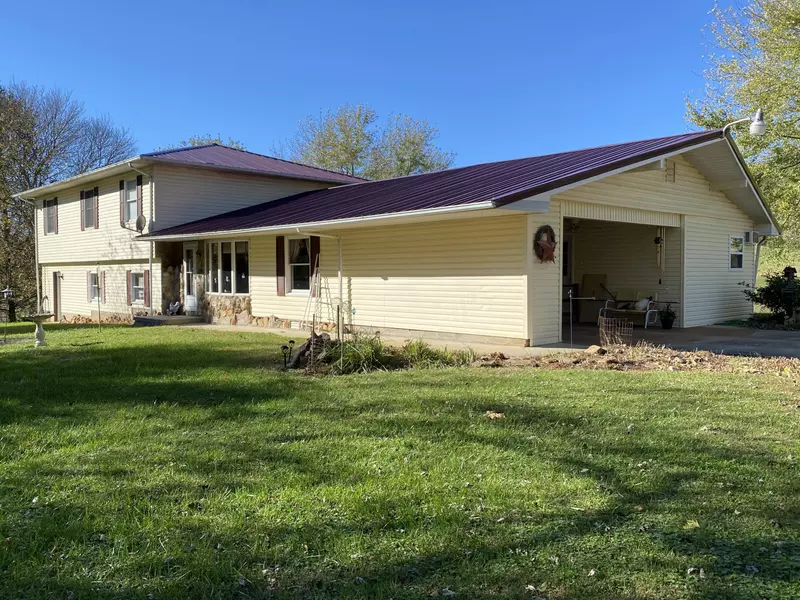 1473 Sugar Run Rd, Jonesville, VA 24263