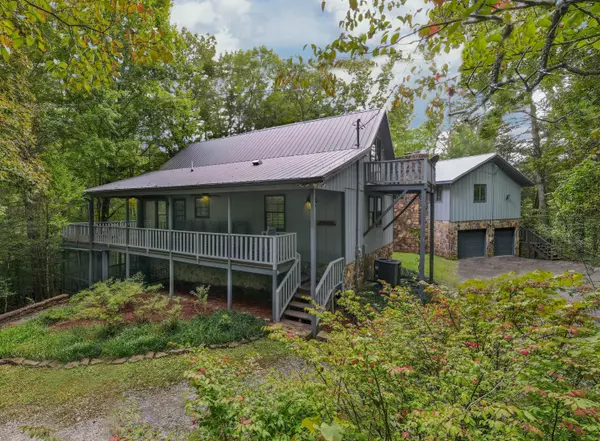 3227 Holly LN, Sevierville, TN 37862