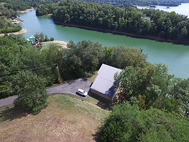 3565 Needles WAY, Sevierville, TN 37876