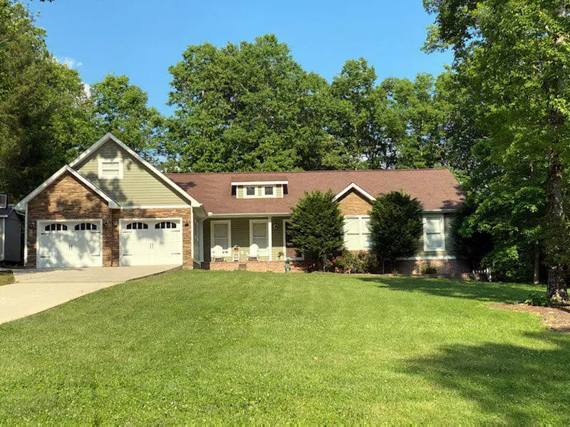 207 Falling Leaf Rd, Jamestown, TN 38556