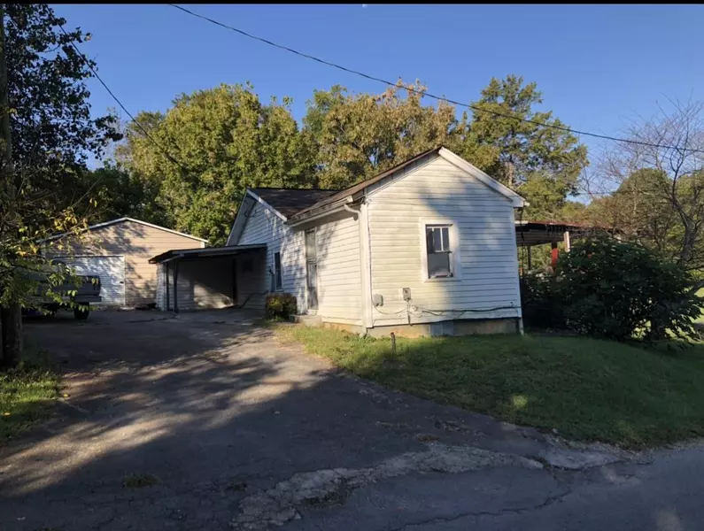 3100 Cruze DR, Powell, TN 37849