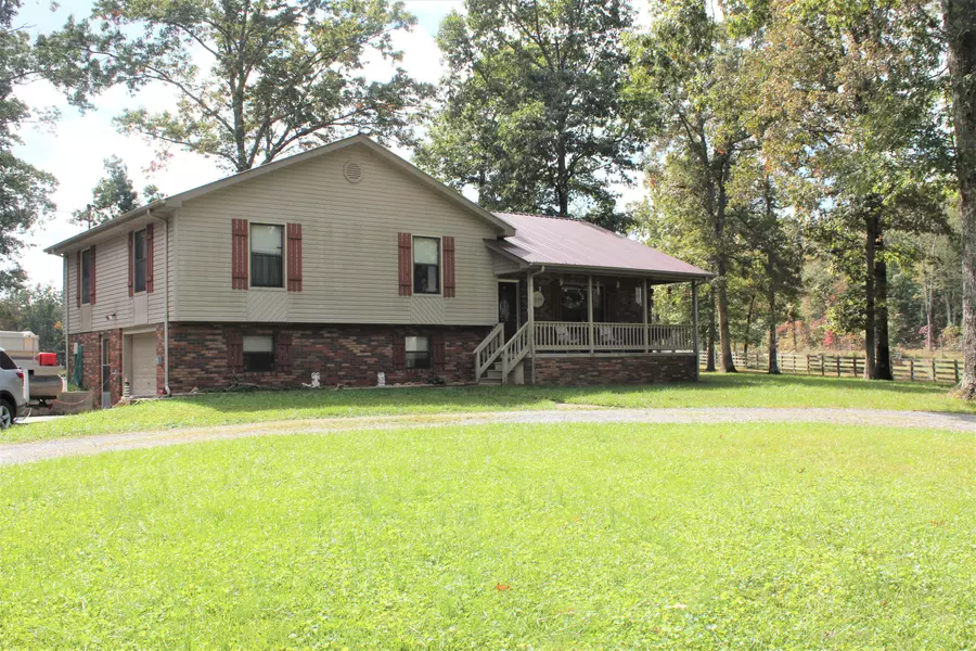 6115 York Hwy, Clarkrange, TN 38553