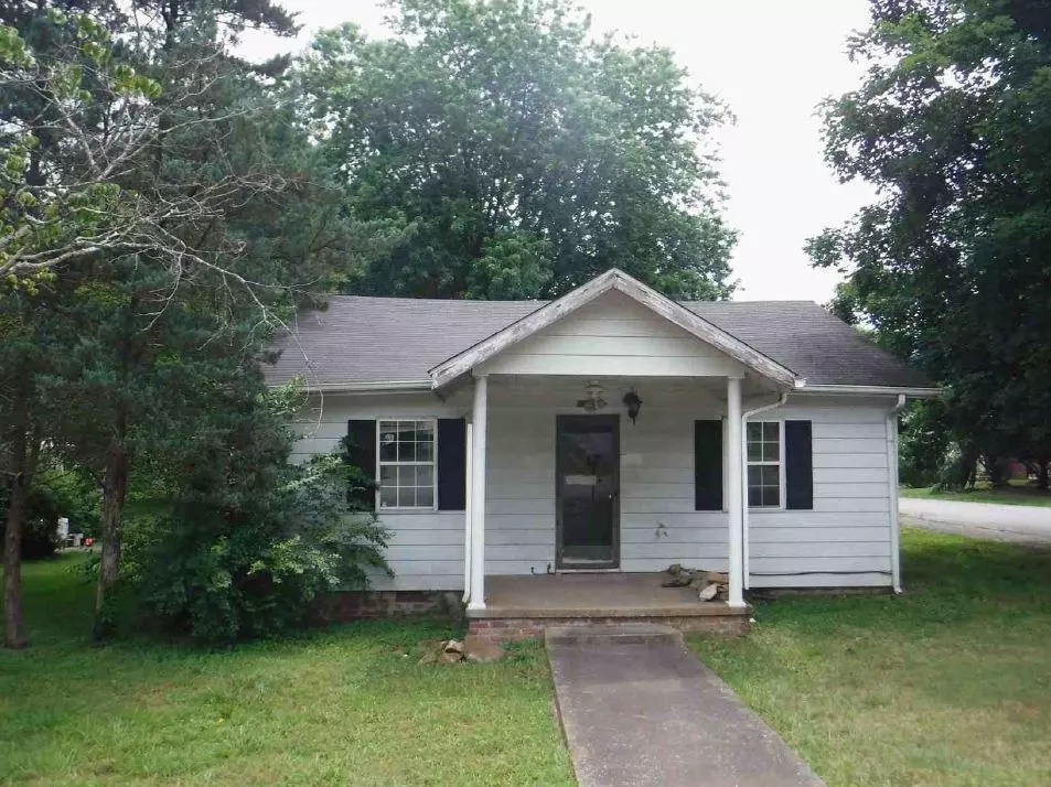 Madisonville, TN 37354,173 College St