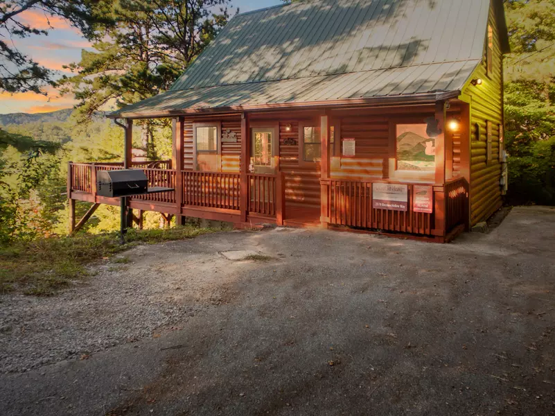 2578 Raccoon Hollow WAY, Sevierville, TN 37862