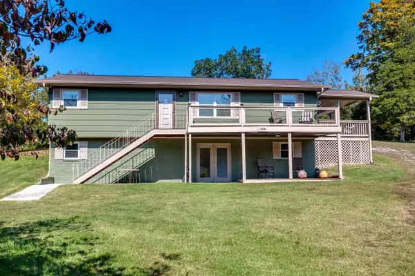 2086 Hickory Valley Rd, Maynardville, TN 37807