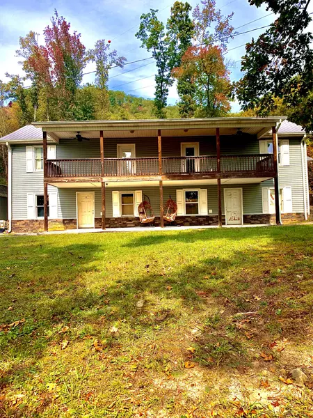 1105 Dutch Valley Rd, Clinton, TN 37716