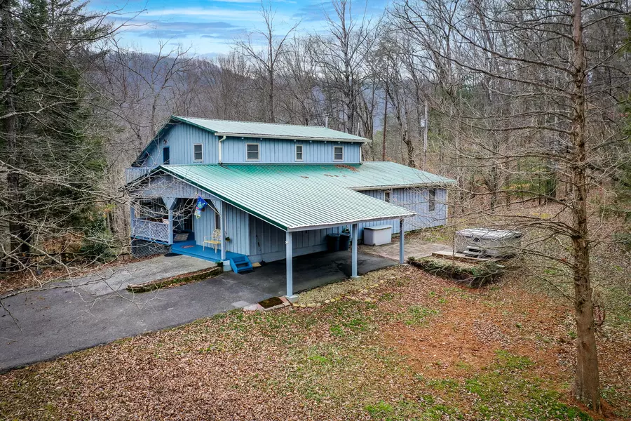 4783 Nebo Rd, Walland, TN 37886