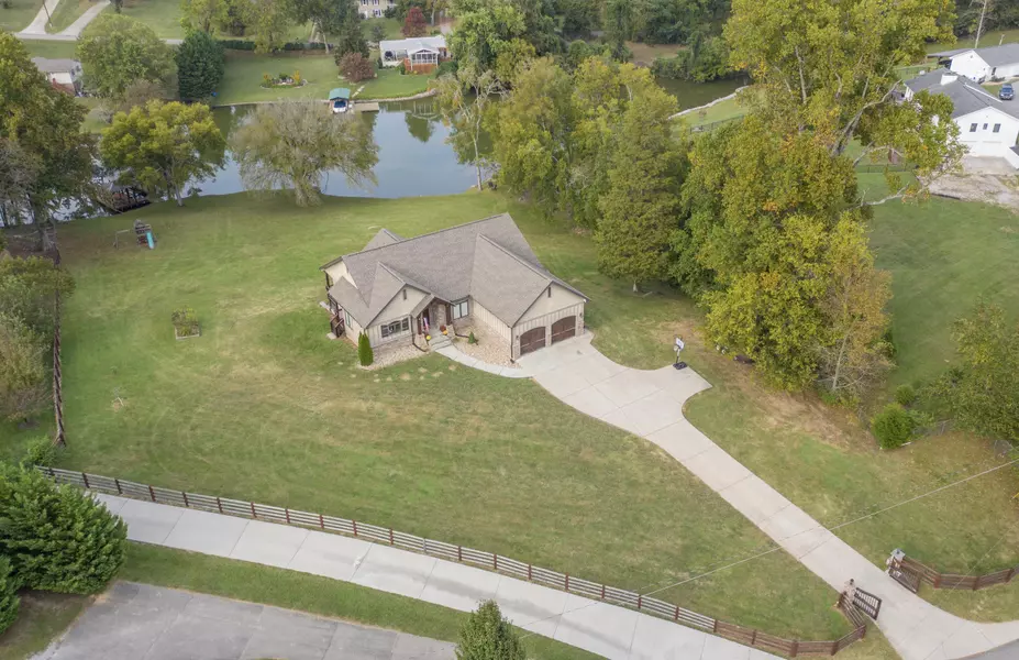 3442 Wayne Rankin Rd, Louisville, TN 37777