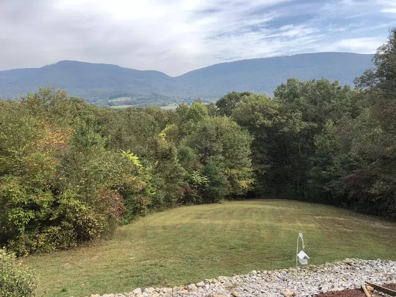 349 Lumina LN, Dunlap, TN 37327