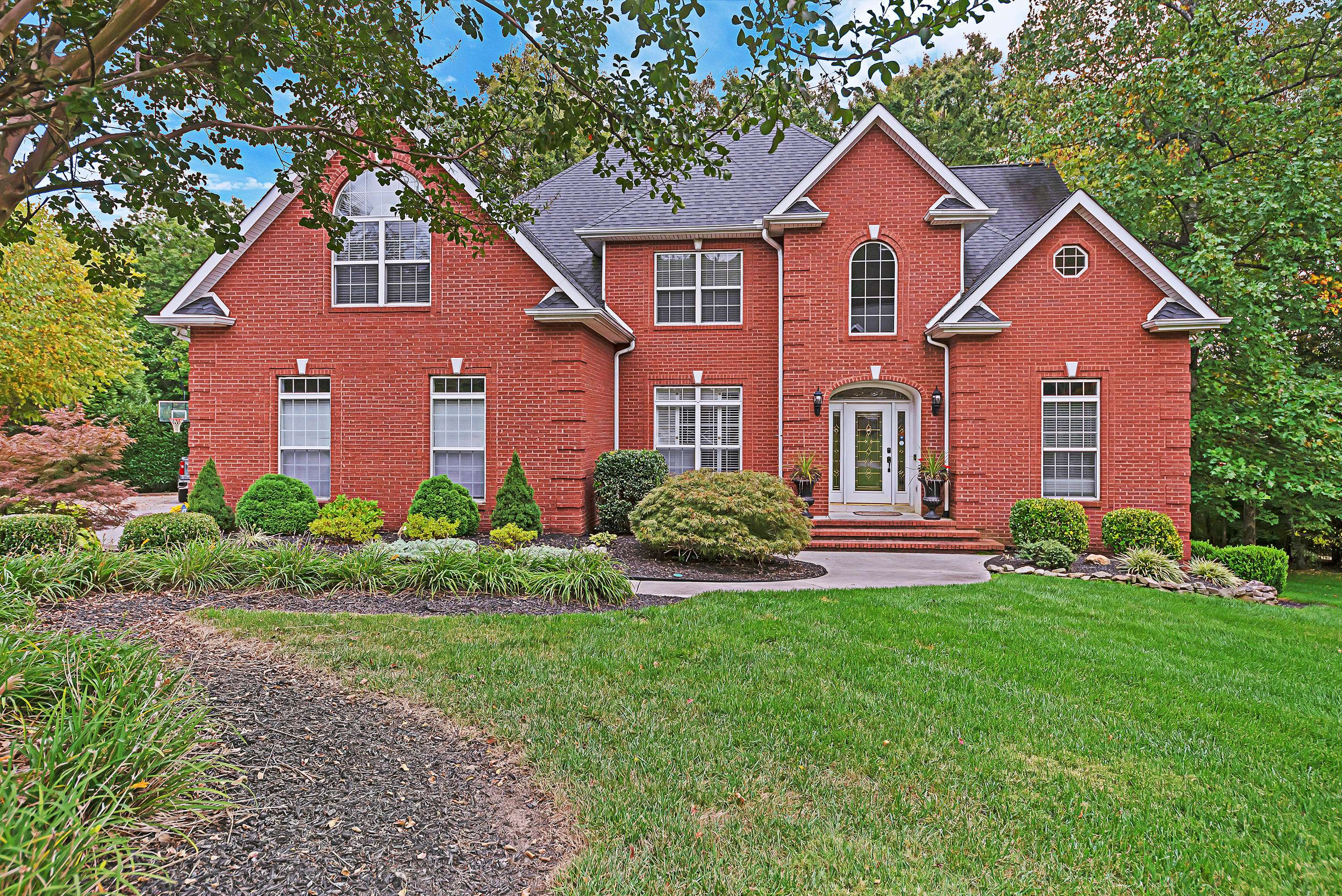 5218 Walkercrest LN, Knoxville, TN 37918