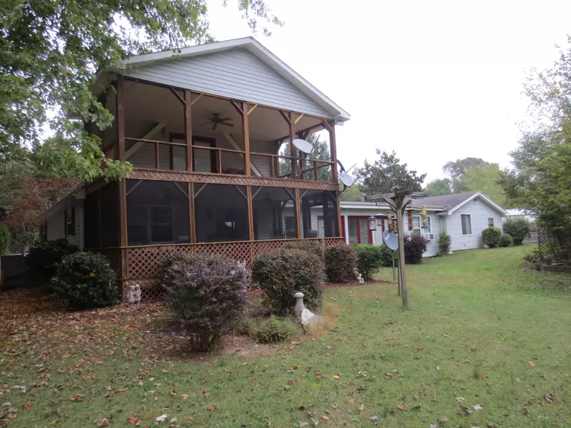 1563 Huff Bend Lane, Ten Mile, TN 37880