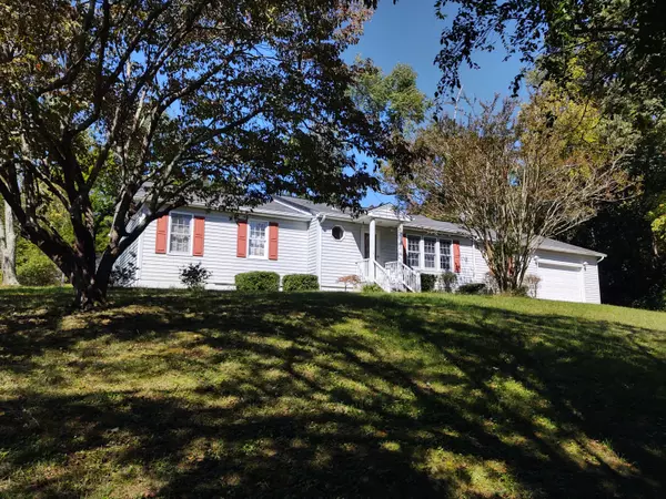 1626 Legion St, Tazewell, TN 37879