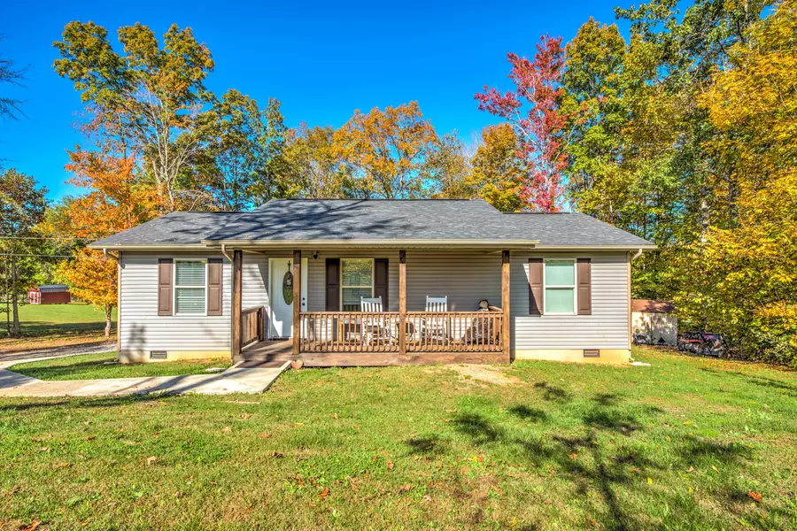 8011 Branson Rd, Corryton, TN 37721