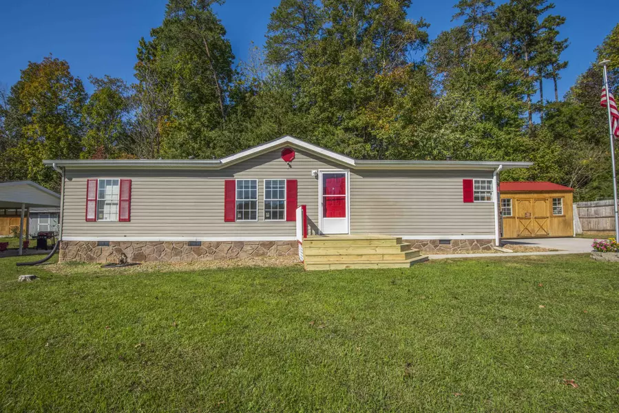 160 Abbott Rd, Lenoir City, TN 37771