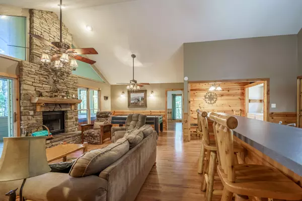 Sevierville, TN 37862,3103 Hatcher Top Rd