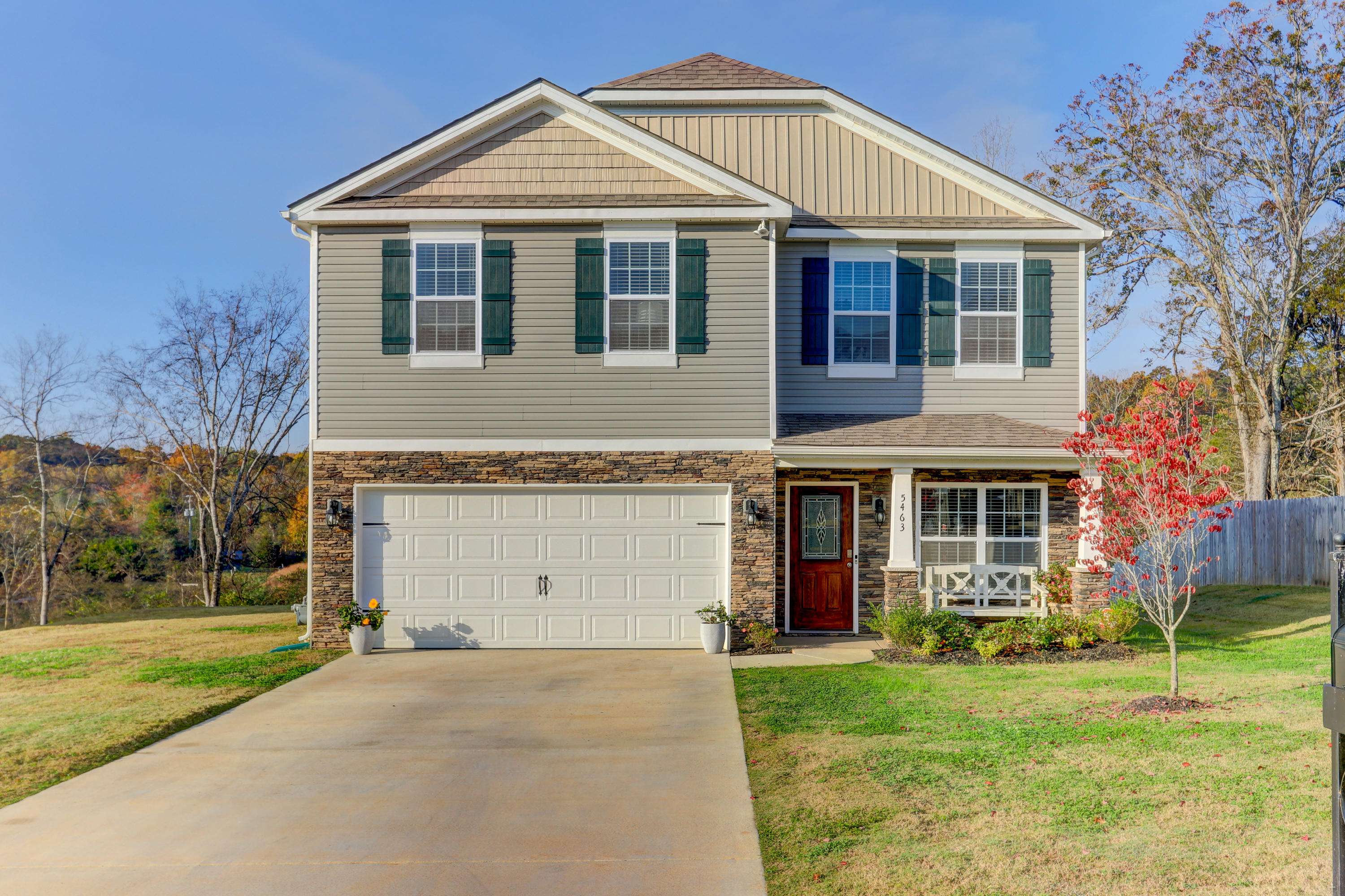 5463 Calvert LN, Knoxville, TN 37918