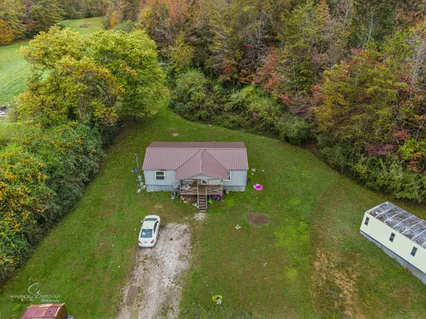 1281 Little Elk Creek Rd, Pioneer, TN 37847