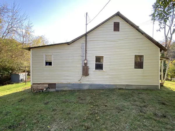 Dandridge, TN 37725,1376 Flat Woods Rd