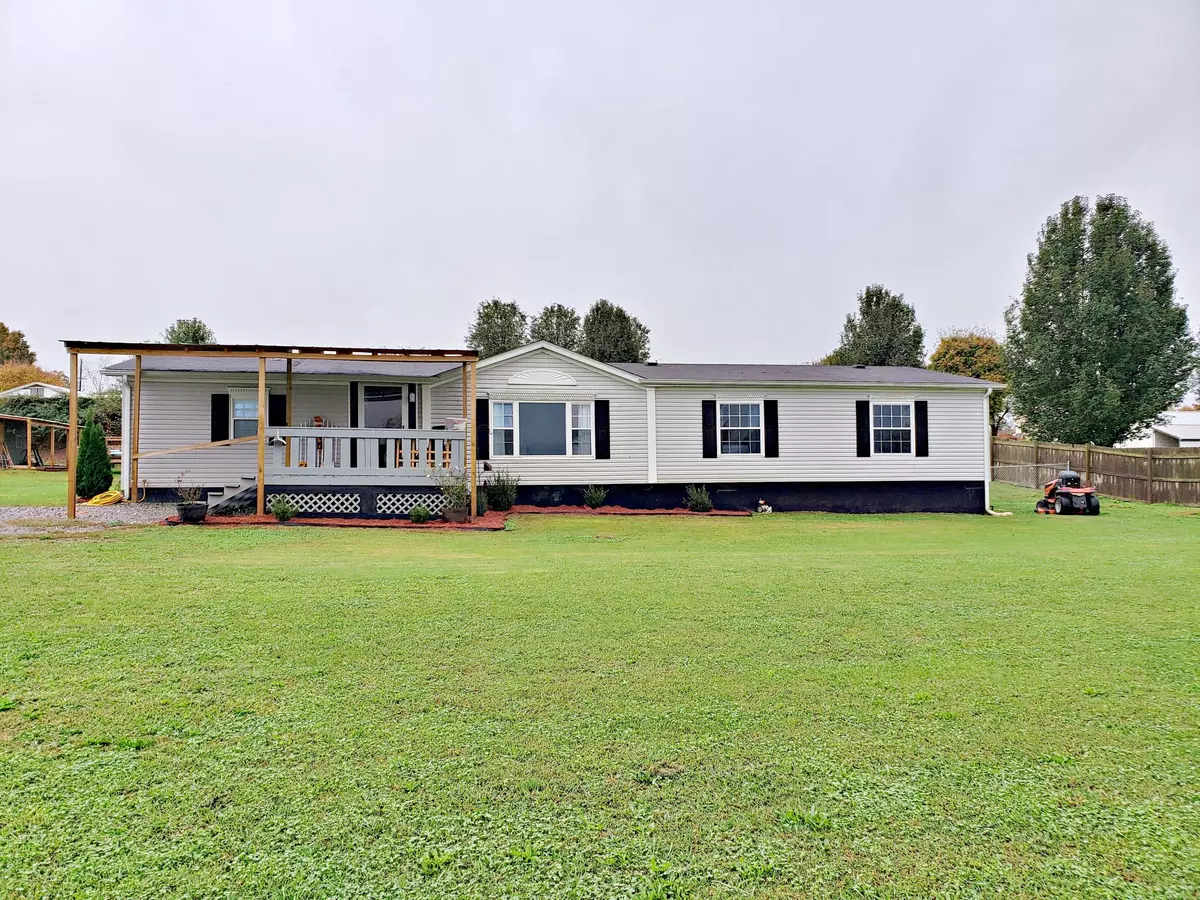 Sweetwater, TN 37874,1210 Sweetwater Vonore Road