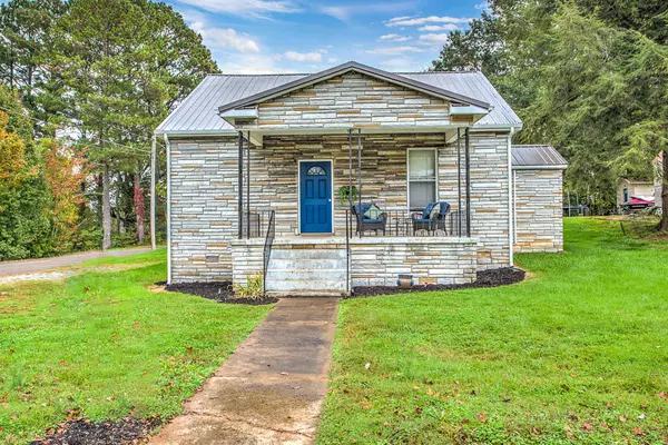 912 Price St, Sweetwater, TN 37874