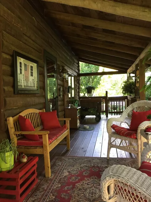 Crossville, TN 38572,233 Mountain View LN